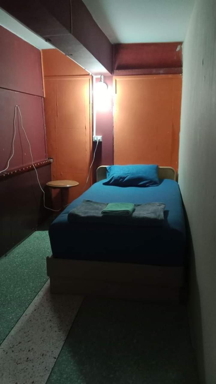 Banphe​ Hostel الغرفة الصورة